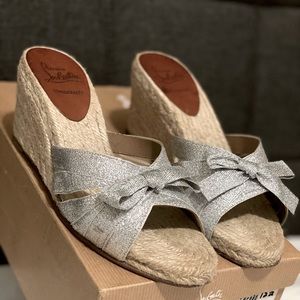 CHRISTIAN LOUBOUTIN Grosgrain Tiburon Espadrille Wedges